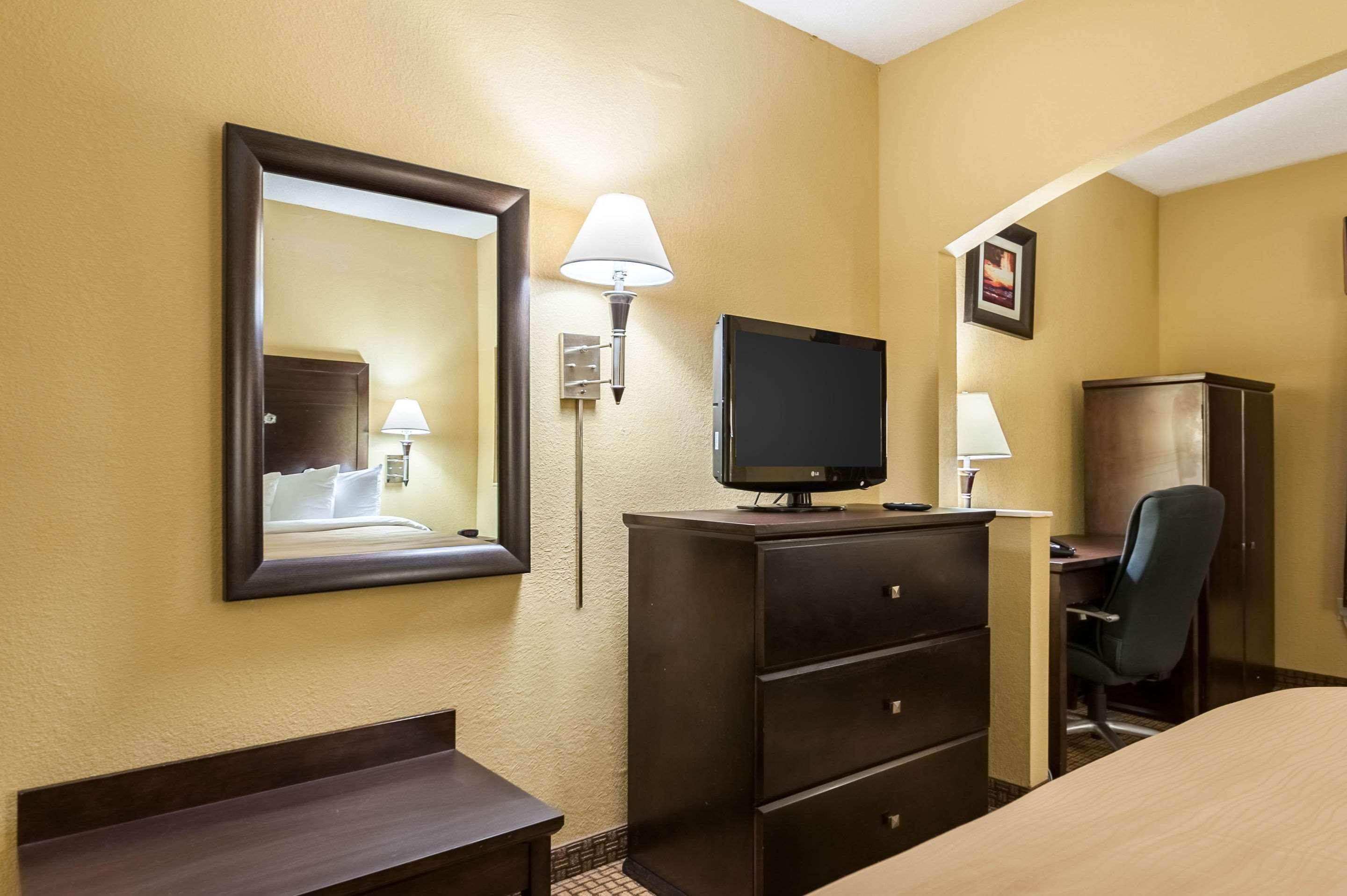 Quality Inn & Suites Lafayette Zewnętrze zdjęcie