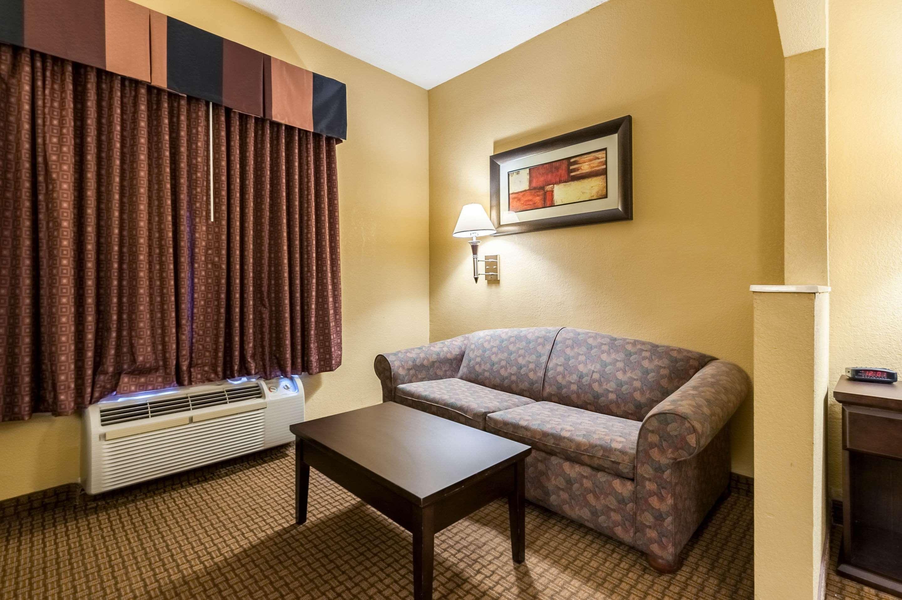 Quality Inn & Suites Lafayette Zewnętrze zdjęcie