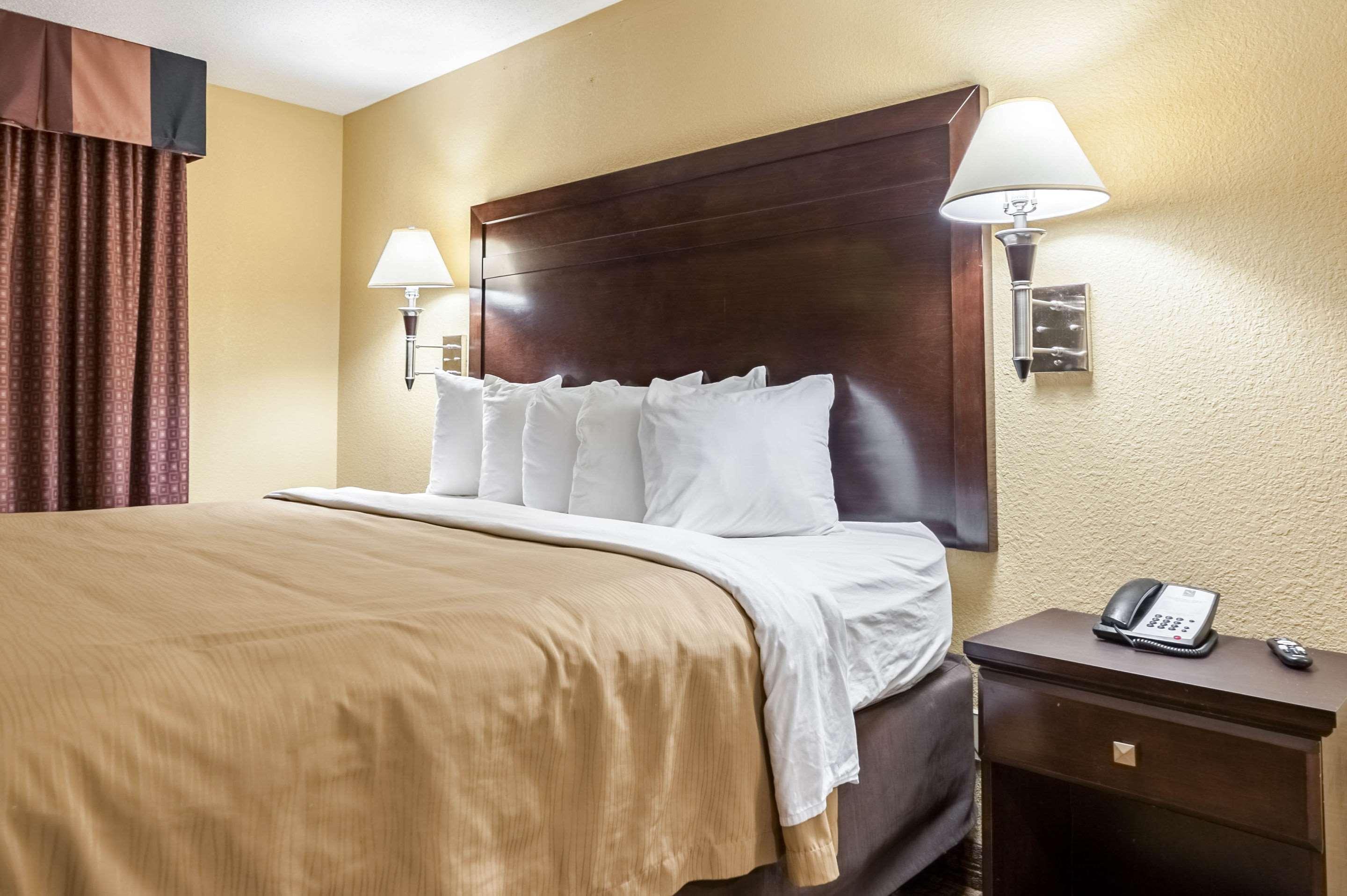 Quality Inn & Suites Lafayette Zewnętrze zdjęcie