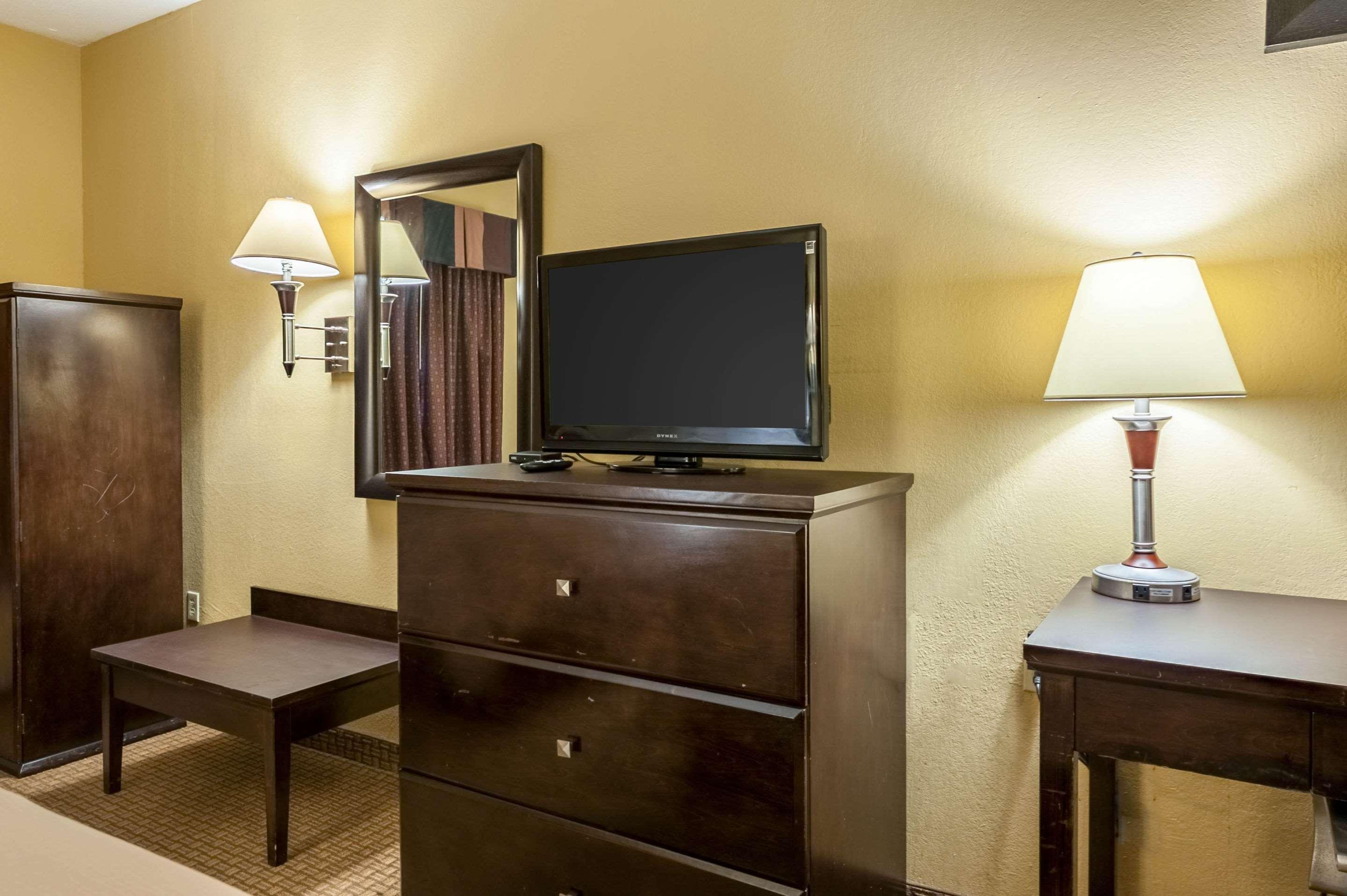 Quality Inn & Suites Lafayette Zewnętrze zdjęcie
