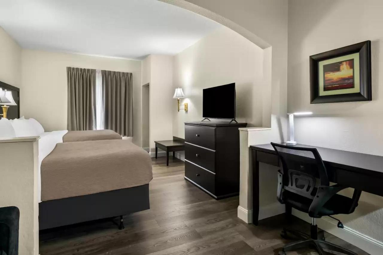 Quality Inn & Suites Lafayette Zewnętrze zdjęcie